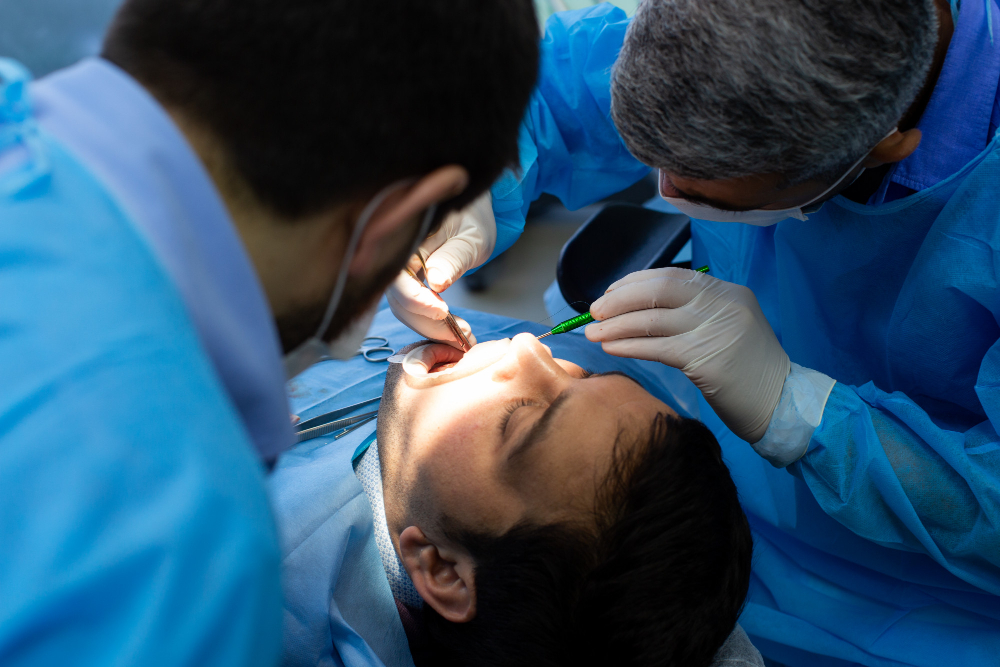 Gentle Tooth Extractions in HighPoint: Expert Care, Comfortable Experience